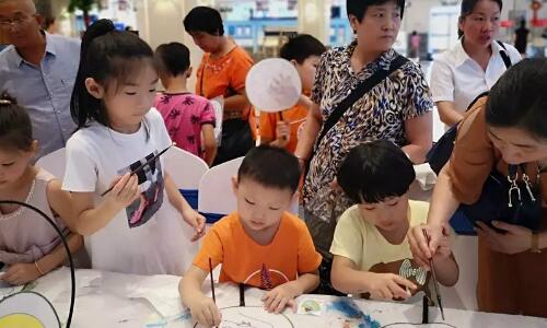 清涼一夏畫出來，盆栽冰淇淋&團(tuán)扇彩繪美好上演！